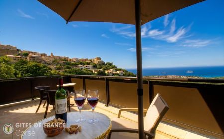 Kamer bij particulieren nr.64681 Monticello - Corse - Chambres d'h&ocirc;tes &agrave; Monticello, Balagne, Haute-Corse, labellis&eacute; Gites de France : vue depuis la terrasse de la chambre Orizonti