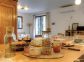 Chambres d'h&ocirc;tes &agrave; Manso, Balagne, Haute-Corse, labellis&eacute;es G&icirc;tes de France : la salle &agrave; manger o&ugrave; sont servis les petits-d&eacute;jeuners