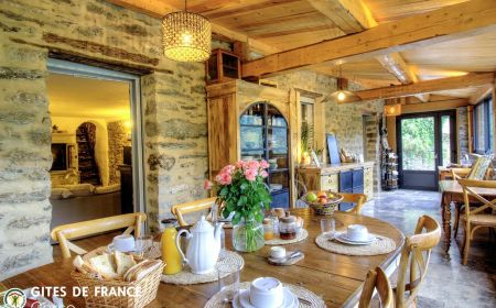 Kamer bij particulieren nr.64521 Verd&egrave;se - Corse - Chambres d'h&ocirc;tes &agrave; Verd&egrave;se, Le Centre Corse, labellis&eacute;es G&icirc;tes de France : la salle &agrave; manger