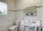 Chambres d'h&ocirc;tes, Poggio Marinaccio, Centre-Corse, Haute-Corse, labellis&eacute; Gites de France : la salle d'eau de la chambre 2