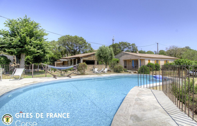 Kamer bij particulieren nr.25222 SOTTA - Corse - Arghjola - Chambres d'h&ocirc;tes &agrave; Sotta, Corse du du Sud, labelis&eacute; G&icirc;tes de France : la piscine