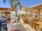 Chambres d'h&ocirc;tes &agrave; Sarrola Carcopino, Le Grand Ajaccio, Corse du Sud, labellis&eacute; G&icirc;tes de France : la cuisine d'&eacute;t&eacute;