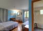 Maison d'h&ocirc;tes &agrave; Favalello di Bozio, Centre Corse, Haute-Corse, labellis&eacute;e G&icirc;tes de France : chambre bleue