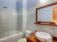 Chambres d'h&ocirc;tes &agrave; Porto Vecchio - L'Ospedale, le Sud Corse, Corse du Sud, labellis&eacute;es G&icirc;tes de France: La salle d'eau de la chambre d'Albertine