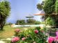 Maison d'h&ocirc;tes &agrave; Brando, Grand Bastia, Haute-Corse, labellis&eacute;e G&icirc;tes de France Corse : le jardin et la piscine