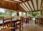 Chambres d'h&ocirc;tes &agrave; Sotta, Corse du du Sud, labelis&eacute; G&icirc;tes de France : salle petit d&eacute;jeuner &agrave; l'ext&eacute;rieur