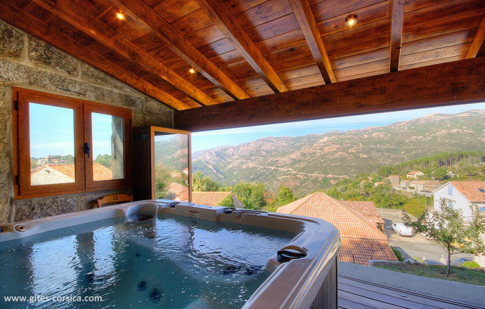 Kamer bij particulieren nr.16061 AULLENE - Corse - U San Larenzu - Chambres d'h&ocirc;tes &agrave; Aull&egrave;ne en Corse du sud, labellis&eacute;es G&icirc;tes de France :  le jacuzzi
