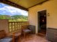Chambres d'h&ocirc;tes &agrave; Vallecalle, Grand Bastia, Haute-Corse, labellis&eacute;es G&icirc;tes de France : la terrasse privative de la chambre Albitrettu