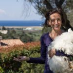 Chambre d'h&ocirc;tes &agrave; Bastelicaccia en Corse du sud: la propri&eacute;taire Paule Mannoni